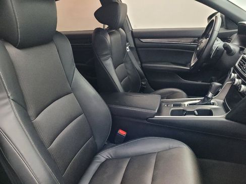 Used 2018 Honda Accord Sport image 21