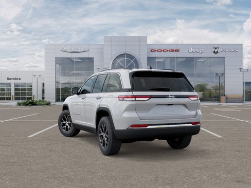 New 2025 Jeep Grand Cherokee Limited w/ Luxury Tech Group II image 3