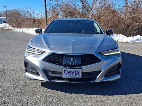 Used 2022 Acura TLX w/ Technology Package image 2