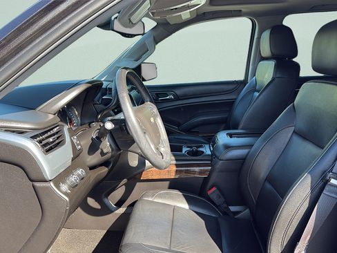 Used 2017 Chevrolet Suburban LT AWD/4WD image 10