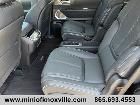 Used 2025 INFINITI QX80 Sensory AWD/4WD image 17