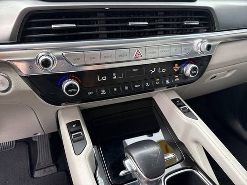Used 2022 Kia Telluride S AWD/4WD image 21