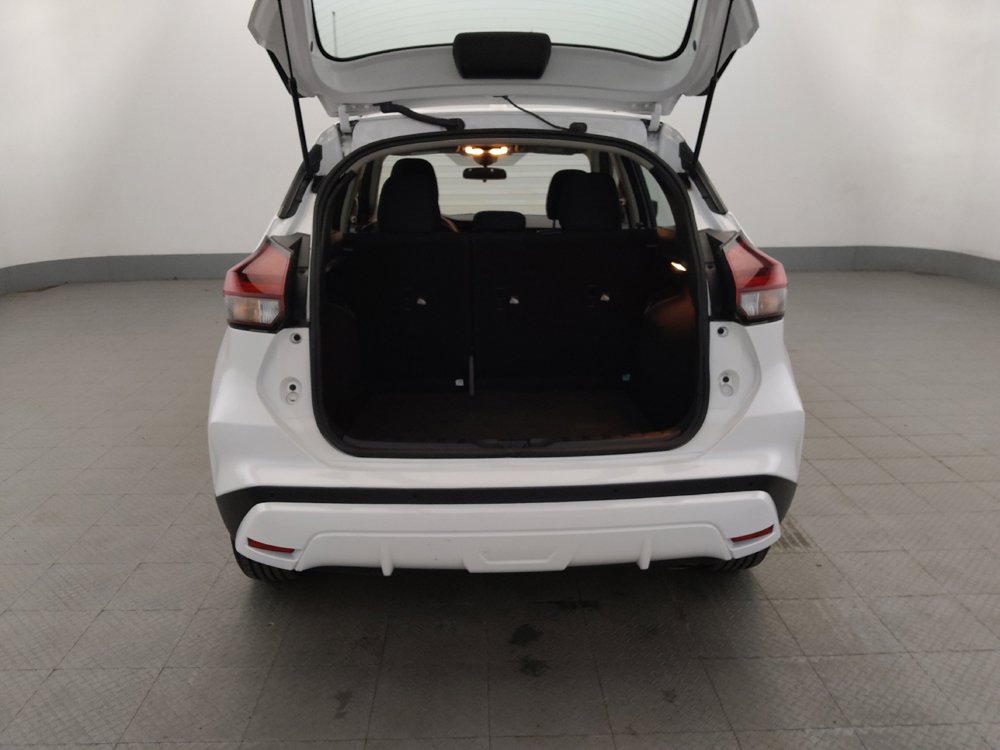 Used 2024 Nissan Kicks S FWD image 29