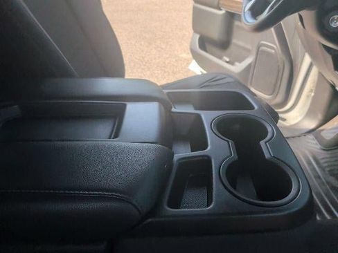 Used 2020 Chevrolet Silverado 1500 LT AWD/4WD image 18