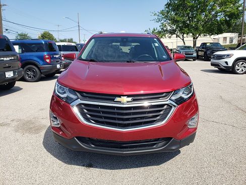 Used 2021 Chevrolet Equinox LT FWD image 2