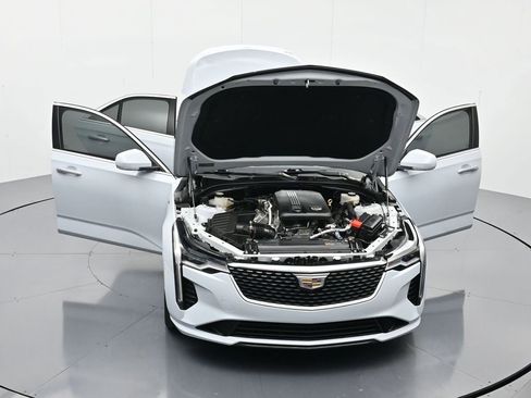 Used 2021 Cadillac CT4 Premium Luxury RWD image 46