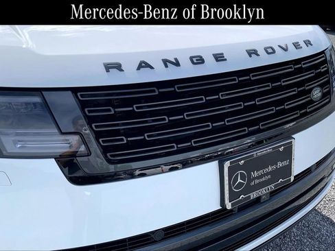 Used 2025 Land Rover Range Rover SE AWD/4WD image 30
