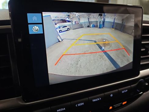 New 2026 Hyundai Venue SE image 21