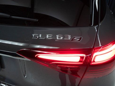 New 2026 Mercedes-Benz GLE 63 AMG S image 33