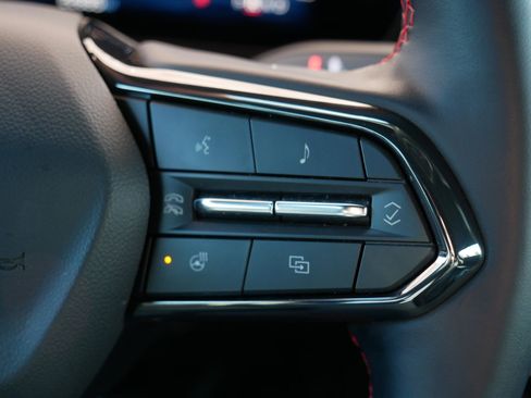 Used 2024 Chevrolet Blazer EV RS image 29