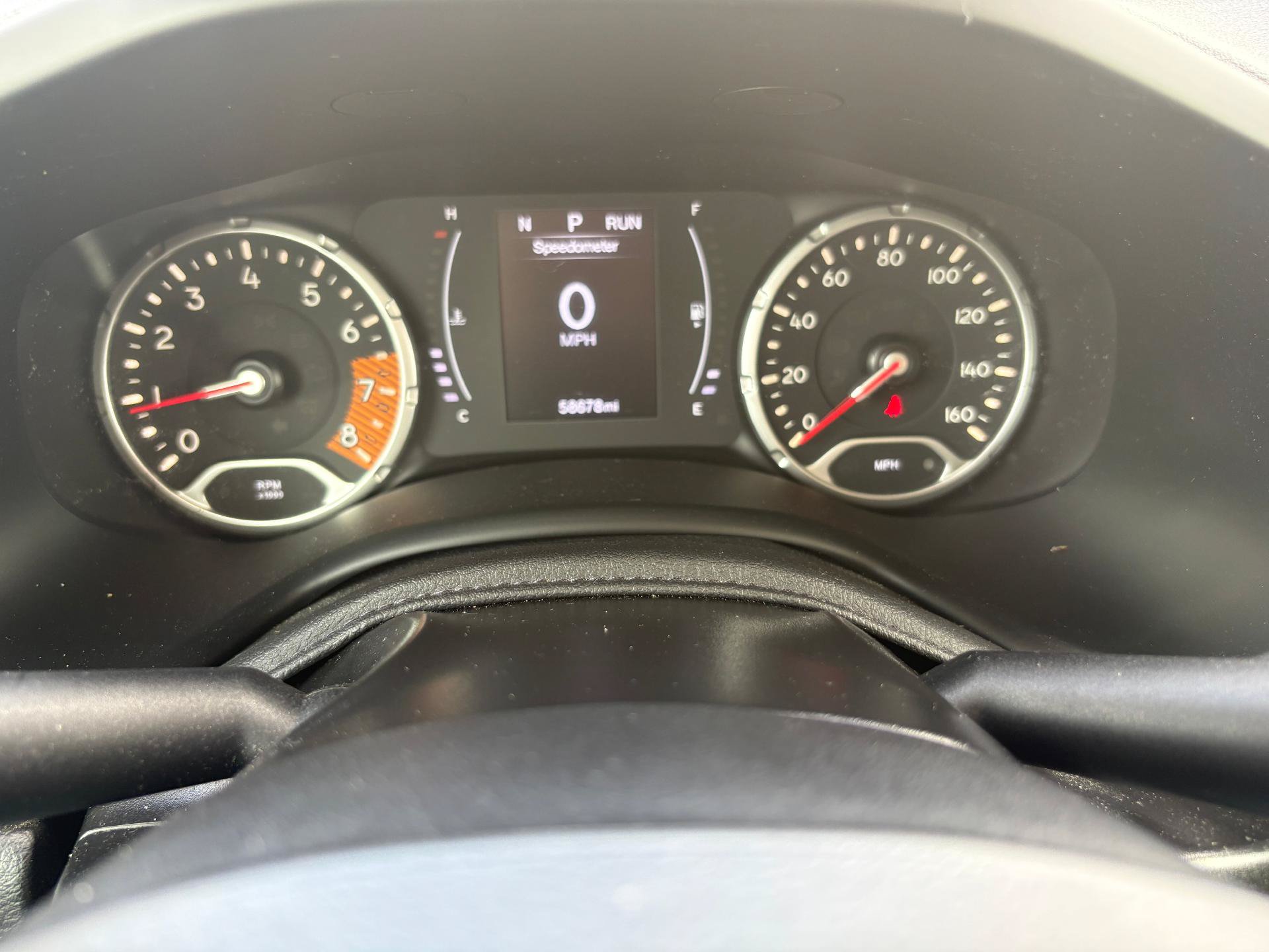 Used 2019 Jeep Renegade Latitude AWD/4WD image 17