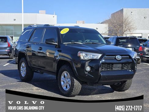 Used 2021 Toyota 4Runner SR5 image 2
