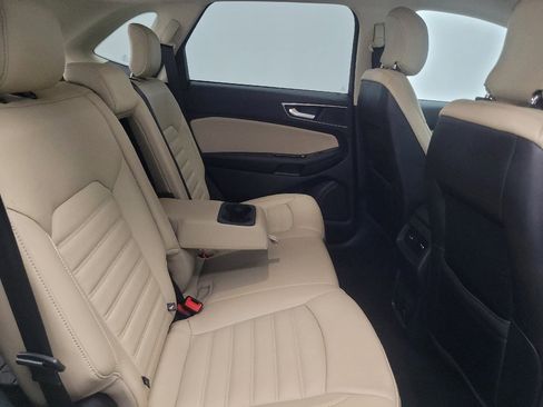 Used 2017 Ford Edge SEL w/ Equipment Group 201A FWD image 19