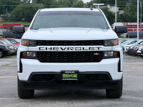 Used 2021 Chevrolet Silverado 1500 Custom AWD/4WD image 3