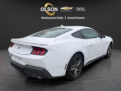 Used 2024 Ford Mustang GT Premium image 5