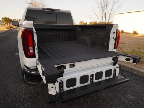 Used 2025 GMC Sierra 1500 SLT w/ SLT Premium Plus Package image 12