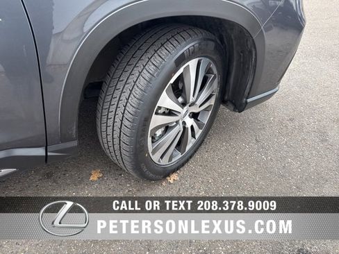 Used 2022 Subaru Ascent Limited w/ Technology Package image 10