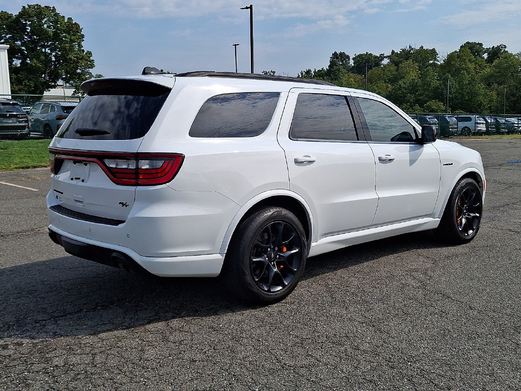 Used 2023 Dodge Durango R/T w/ Hemi Orange Plus Package AWD/4WD image 9