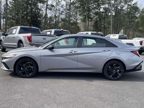 Used 2026 Hyundai Elantra Sport image 24