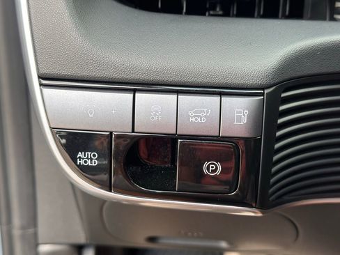 Used 2025 Hyundai Ioniq 5 SEL image 28