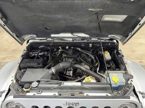 Used 2008 Jeep Wrangler Sahara w/ PWR Convenience Group image 12