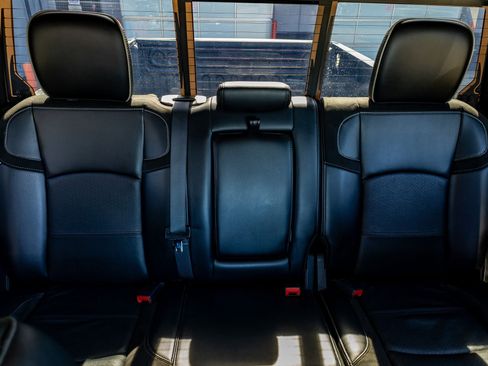 Used 2022 RAM 2500 Laramie w/ Night Edition image 28