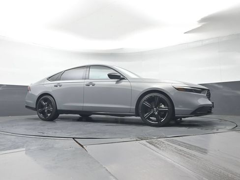 Used 2024 Honda Accord Sport image 33