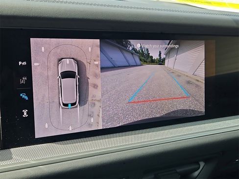 New 2026 Porsche Cayenne S image 13