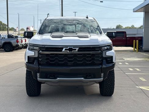 New 2026 Chevrolet Silverado 1500 ZR2 w/ Dark Appearance Package image 15