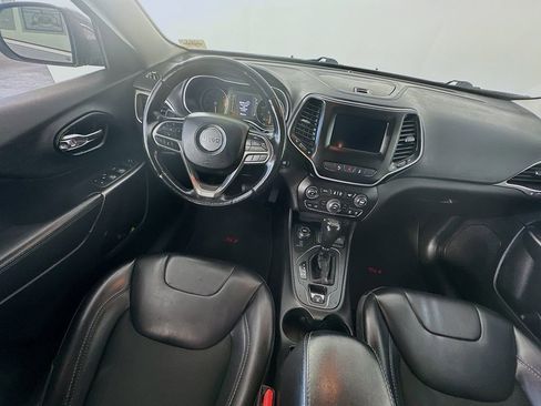 Used 2021 Jeep Cherokee Latitude Plus AWD/4WD image 9