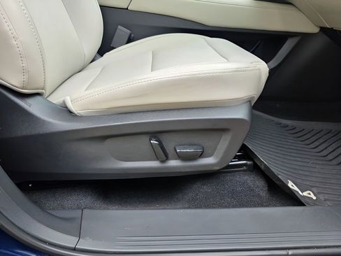 Used 2025 Nissan Murano SL w/ Cargo Package AWD/4WD image 11