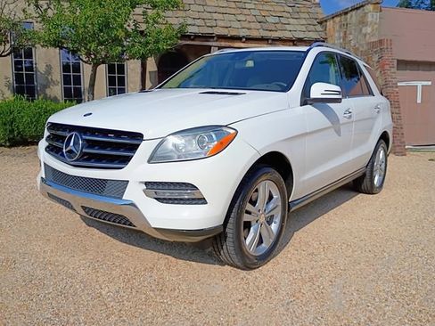 Used 2015 Mercedes-Benz ML 350 2WD image 5