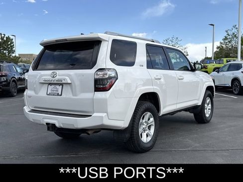 Used 2016 Toyota 4Runner SR5 w/ Four Season Floor Mat Package AWD/4WD image 5