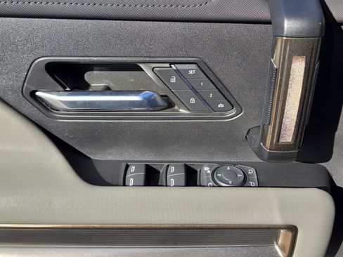 Used 2024 GMC Hummer EV 3X image 18