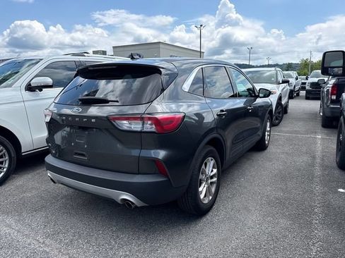 Certified 2020 Ford Escape SE FWD image 5