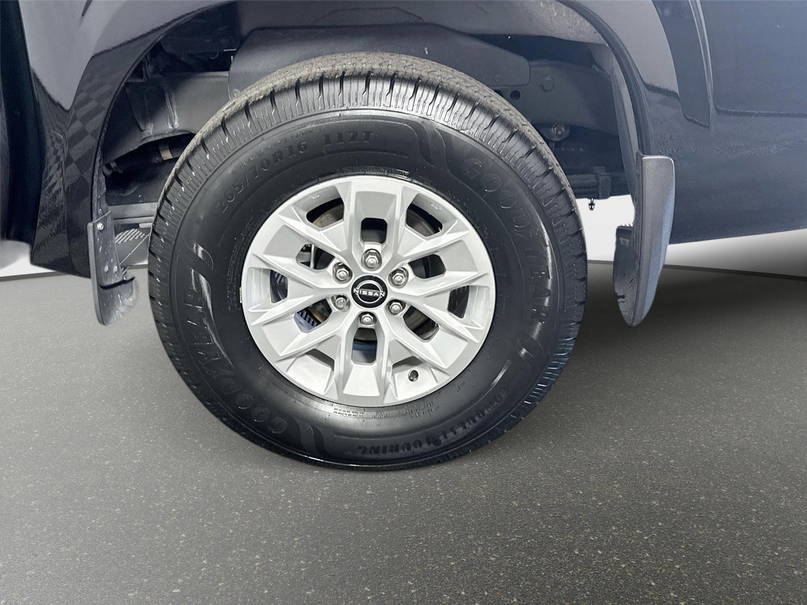Used 2024 Nissan Frontier SV w/ Technology Package RWD image 29