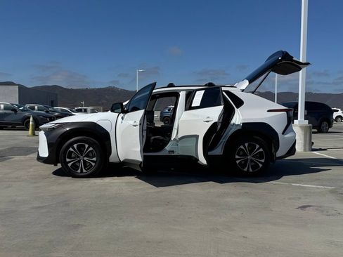 Used 2025 Toyota bZ4X AWD w/ Weather Package image 26