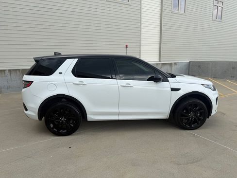Used 2018 Land Rover Discovery Sport HSE AWD/4WD image 2