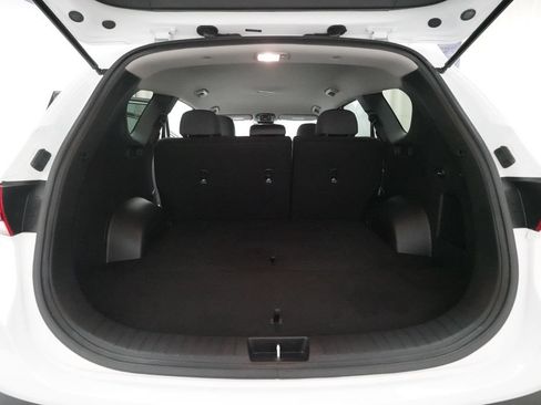 Used 2023 Hyundai Santa Fe SE FWD image 10