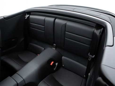 Certified 2025 Porsche 911 Carrera RWD image 34