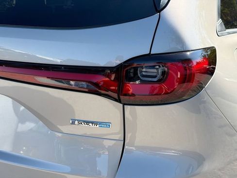 New 2026 MAZDA CX-90 Plug-In Hybrid w/ Preferred AWD/4WD image 11