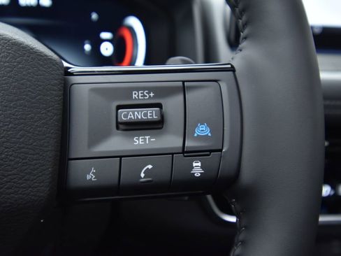 Used 2026 Nissan Rogue Platinum w/ Platinum Premium Package image 40