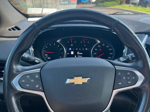 Used 2023 Chevrolet Traverse LT w/ LT Premium Package AWD/4WD image 12