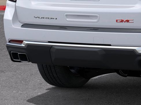 New 2026 GMC Yukon Denali w/ Denali Reserve Package AWD/4WD image 15
