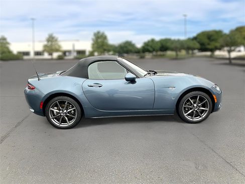 Used 2017 MAZDA MX-5 Miata Grand Touring image 7