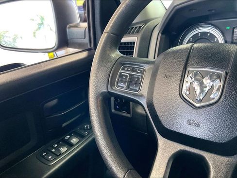 Used 2019 RAM 1500 Express w/ Wheel & Sound Group AWD/4WD image 8