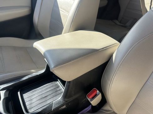 Used 2020 Honda CR-V EX-L image 12