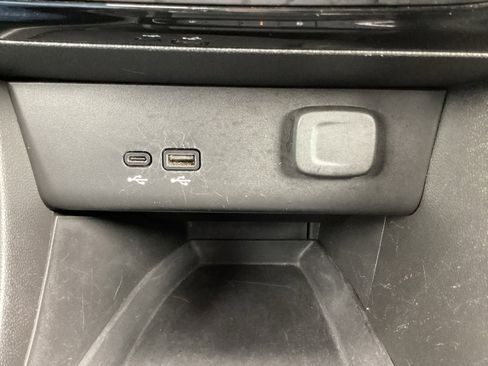 Used 2024 Buick Encore GX Sport Touring image 23