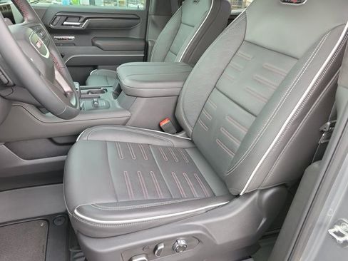 Used 2025 GMC Sierra 1500 AT4X AWD/4WD image 13