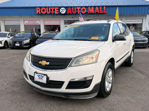 Used 2013 Chevrolet Traverse LS AWD/4WD image 1